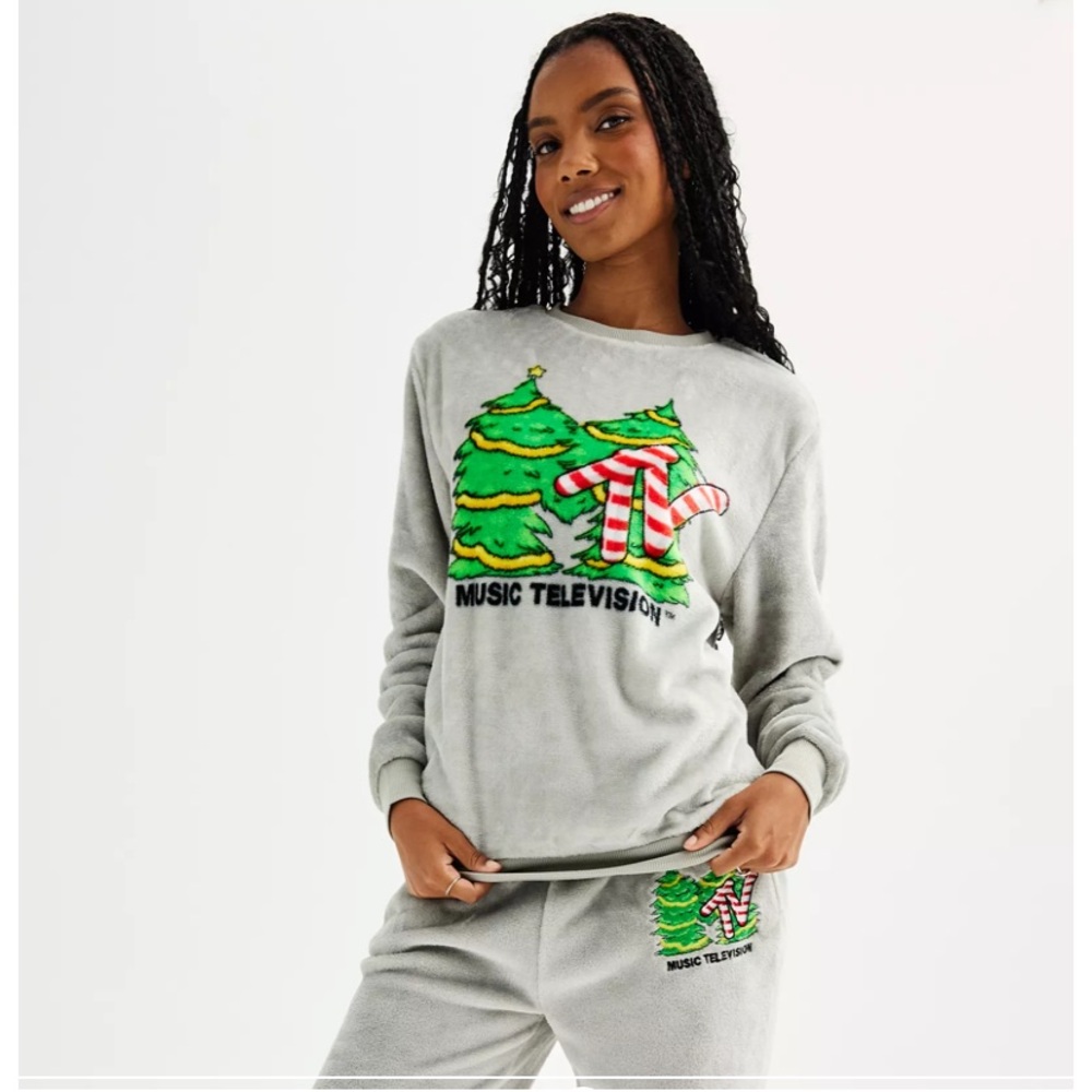 NEW MTV Fleece Crew Neck